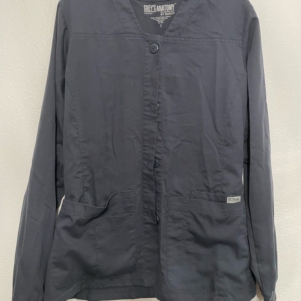 GREY’S ANATOMY LAB COAT